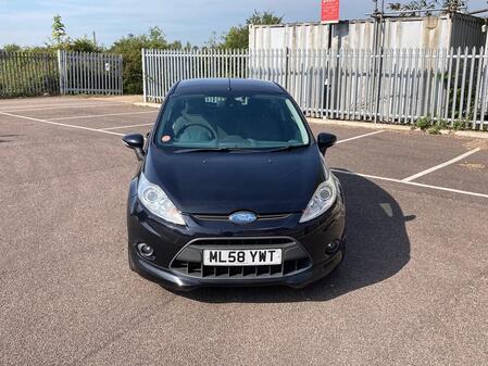 FORD FIESTA 1.6 Zetec S