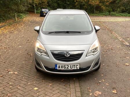 VAUXHALL MERIVA 1.3 CDTi ecoFLEX Exclusiv